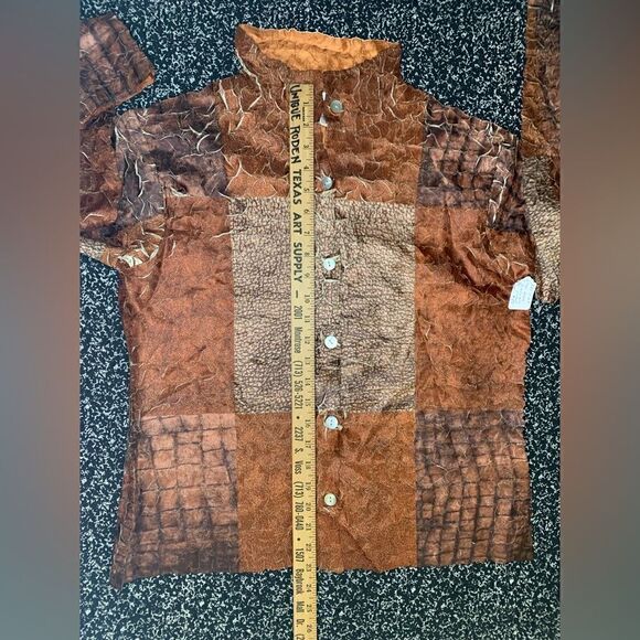 Rare Brown Reversible Shirt  - Picture 4 of 8